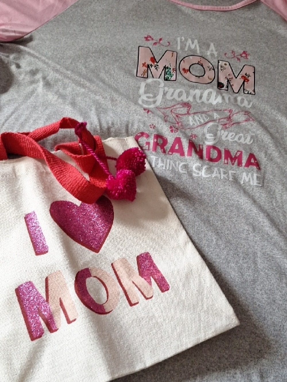 Mom Grandma Great Grandma Graphic Tee - Pink & Gray